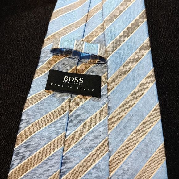 Hugo boss tie   - Picture 1 of 5